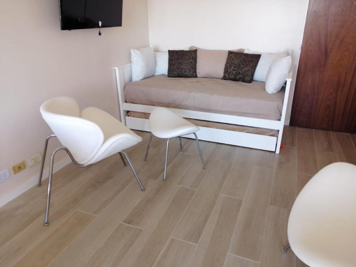 Petit Apartment En Avenida Belgrano Buenos Aires Luaran gambar