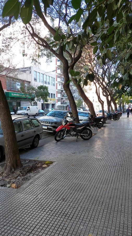 Petit Apartment En Avenida Belgrano Buenos Aires Luaran gambar